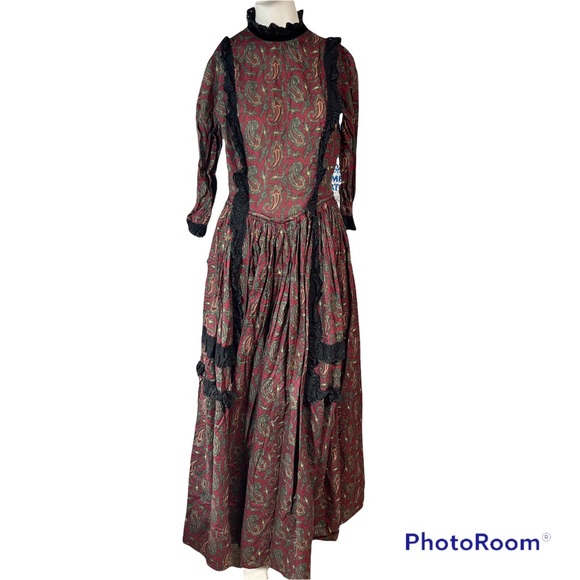 Vintage Victorian Prairie Dress Handmade Paisley Red Green Black Goth - Picture 1 of 12